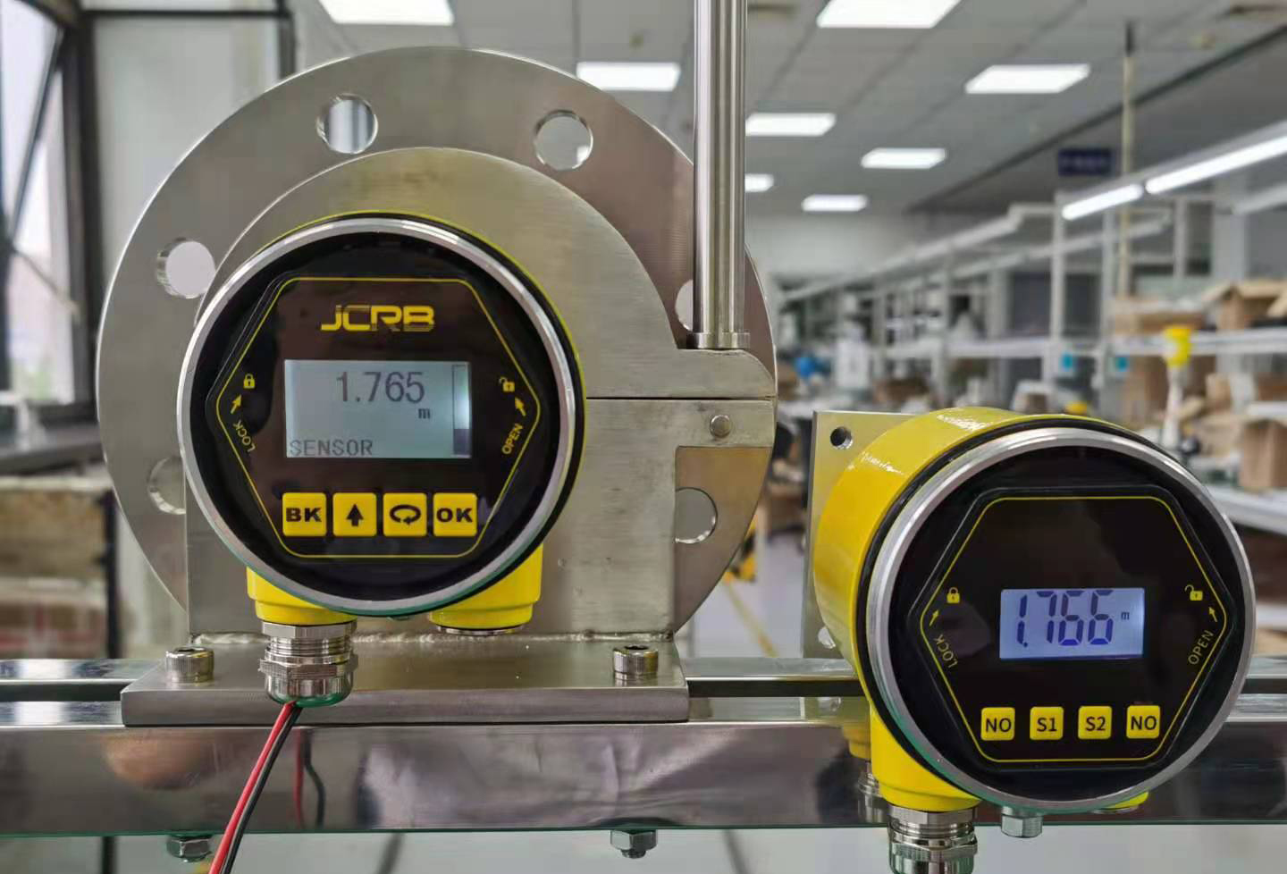 產(chǎn)品升級 | 雷達液位計分體表頭，罐旁顯示儀表 